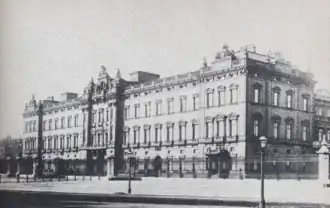 Buckingham Palace in 1910