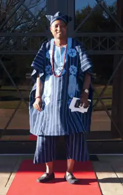 Bùbá àti Kèmbè. Agbada top with short baggy pants[182]