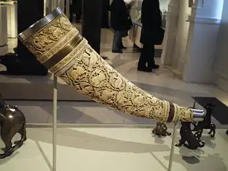 Oliphant in ivory with metal mounts, Italy (Amalfi or Salerno), 11th century