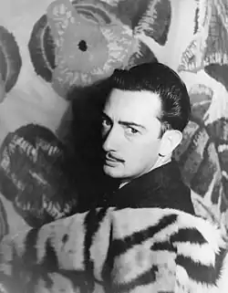 Salvador Dalí[472]