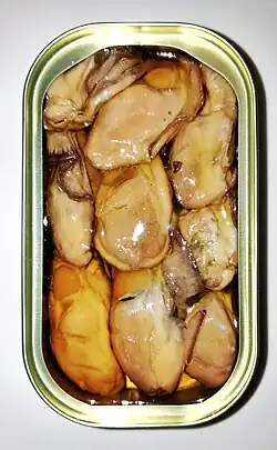 Smoked oysters
