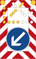 Sign 616-30 Moveable road barrier with flashing arrow